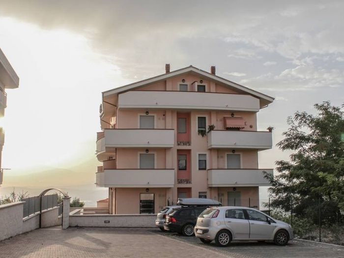 Archisio - General Studio Vitelli - Progetto Residence maja