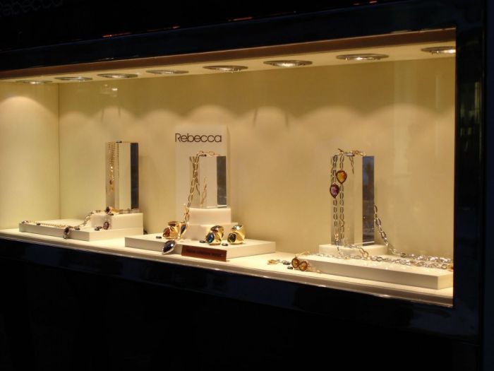 Archisio - Zeno Pucciarchitects - Progetto Rebecca store bari