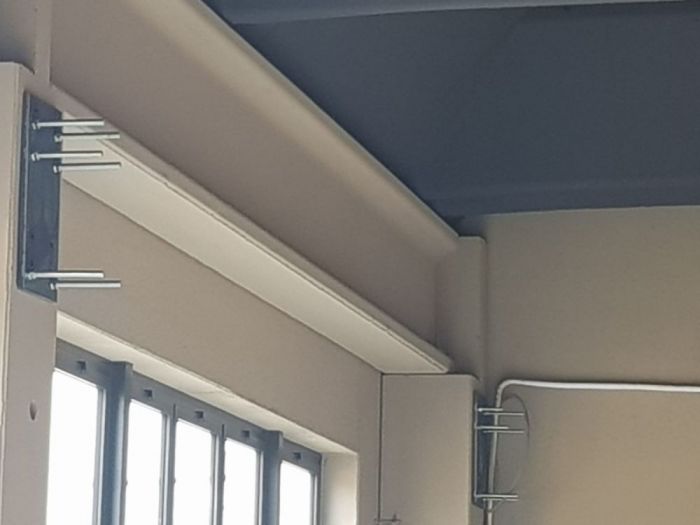 Archisio - Stil Pitture Di Gorgoglione Salvatore - Progetto Ripristino scuri in legno e tinteggiatura capannone