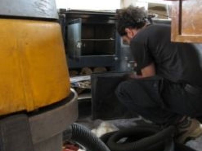 Archisio - Il Fumino - Di Gary Sacchet - Progetto Pulizia e smontaggio di stufe