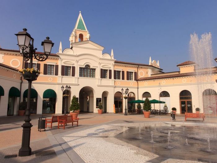 Archisio - Emiliano Granzotto - Progetto Edifici pubblici