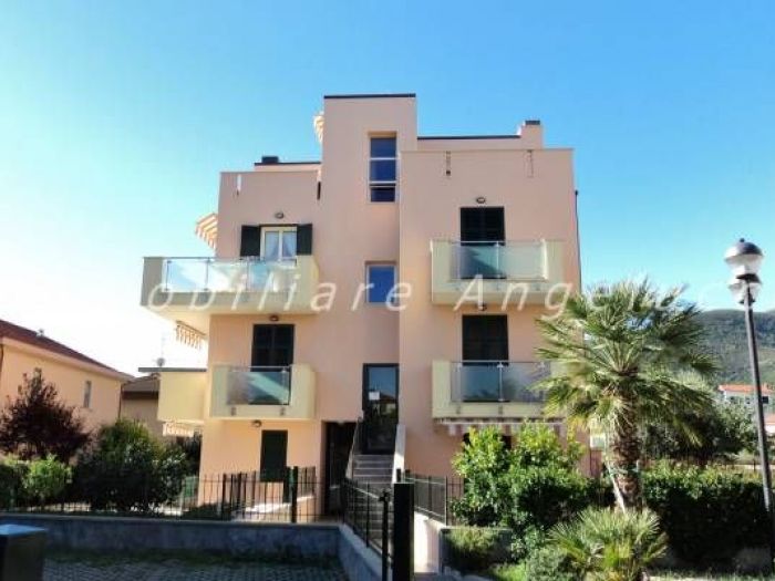 Archisio - Agenzia Immobiliare Angelucci - Progetto Attici