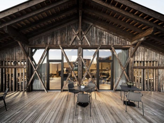 Archisio - Noa Network Of Architecture - Progetto Gfell un hotel sotto il fienile