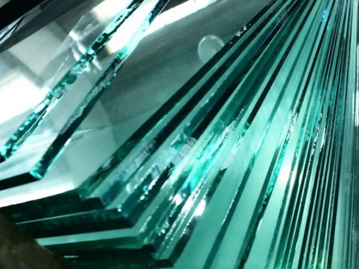 Archisio - Vetreria Bacciotti Simone - Progetto Lavorazioni su misura