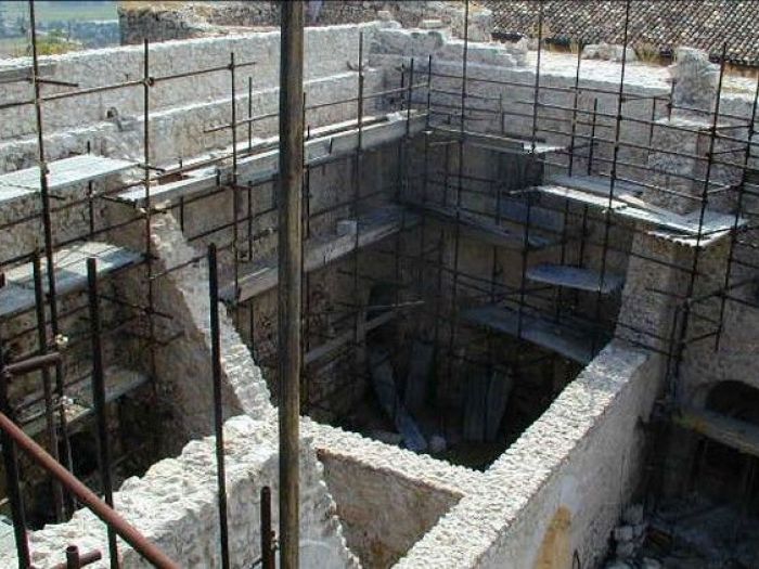 Archisio - Ingegnere Ferdinando Mangiavacchi - Progetto Restauro e consolidamento castello orsini