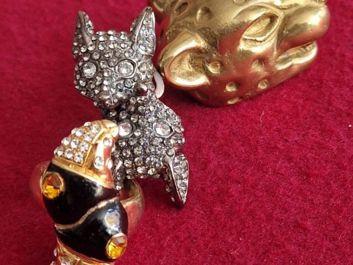 Archisio - Livio Caiulo - Progetto Bigiotteria accessori moda