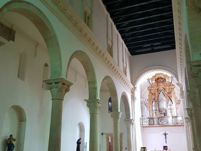 Archisio - Emmeti Architetti Associati - Progetto Restauro e adeguamento liturgico della chiesa di san francesco dassisi