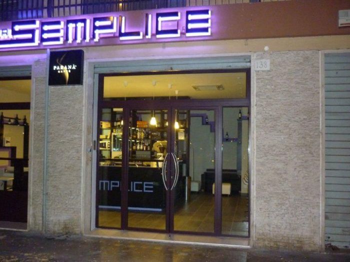 Archisio - Linea Contemporanea Home - Progetto Allestimento wine bar semplice