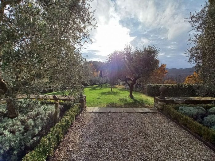 Archisio - Botanica Di Laura Pescari - Progetto Garden umbertide