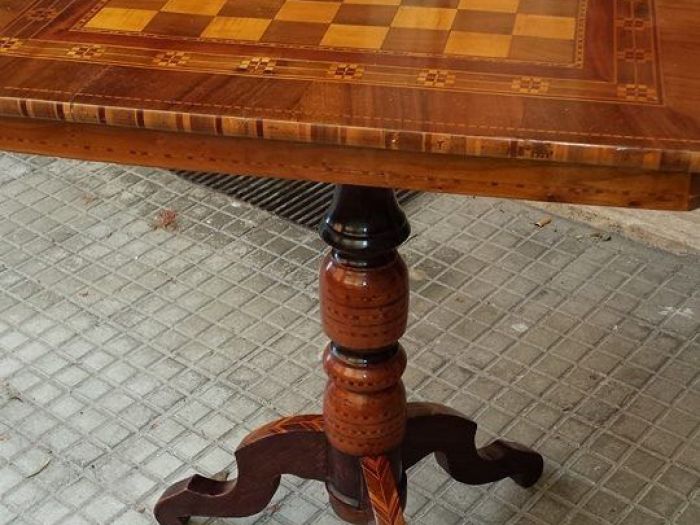 Archisio - Artlegno Di Pilolla Francesco - Progetto Tavoli