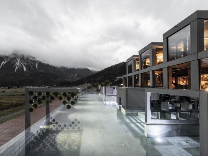 Archisio - Noa Network Of Architecture - Progetto Mohrlife the theatrical spa