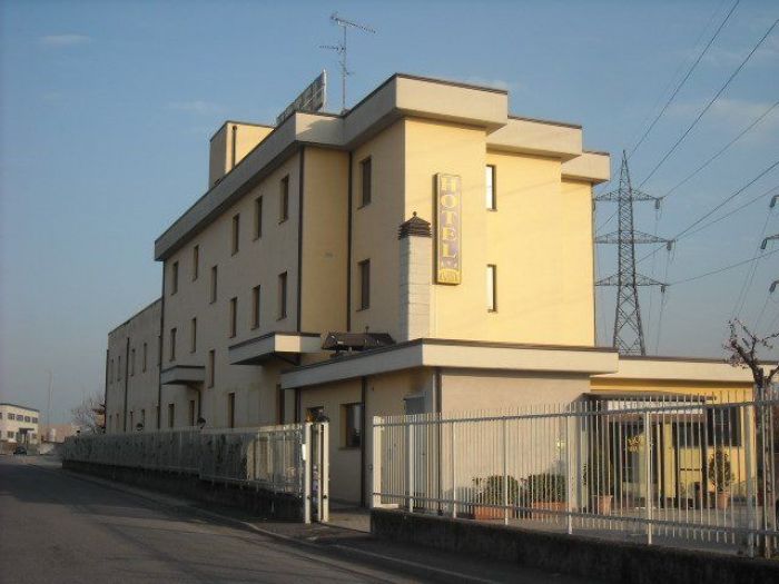 Archisio - Soimmcostruzioni - Progetto Esperienza e professionalit nelledilizia turistica