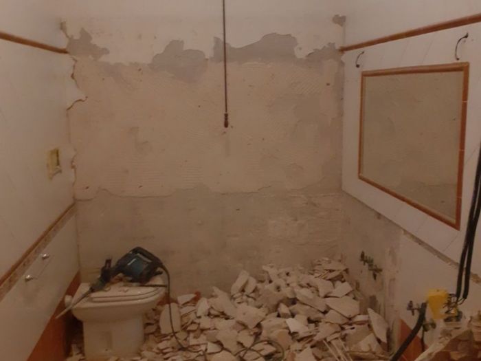 Archisio - Mani Srl Ristrutturazini - Progetto Rifacimento completo bagno sito in roma zona boccea