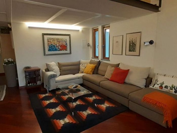 Archisio - Fiorella Balzarotti - Progetto Appartamento con soppalco a vista