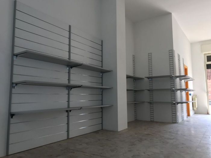 Archisio - Imetallici Di Taverna Andrea Taverna - Progetto Negozio commerciale