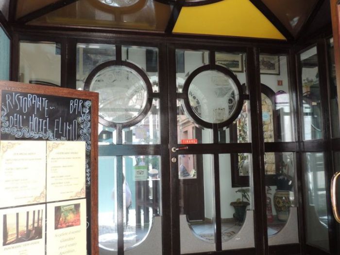 Archisio - Salvatore Bottone - Progetto Arredamento di panificio