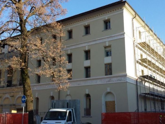 Archisio - Danilo Poltresi - Progetto Sistemazione facciata e finitura facciate