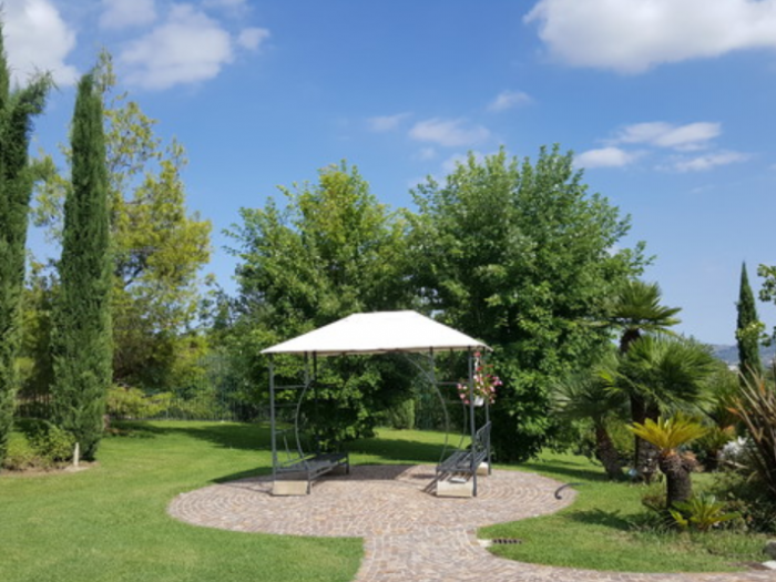 Archisio - Riccardo Traini - Progetto Taglia xl