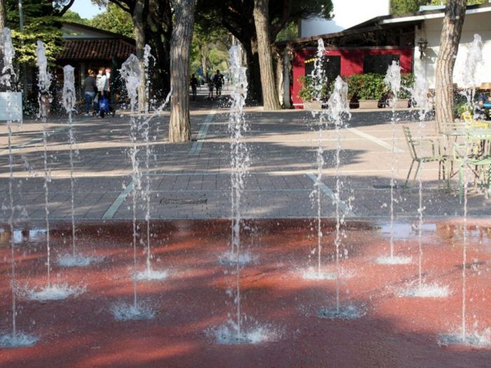 Archisio - Forme Dacqua - Progetto Fontana a pavimento - camping union lido