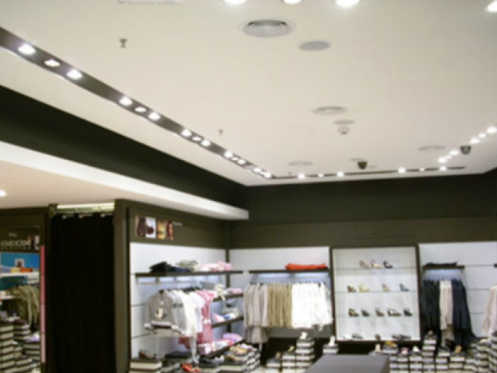 Archisio - Color Service srl - Progetto Negozi