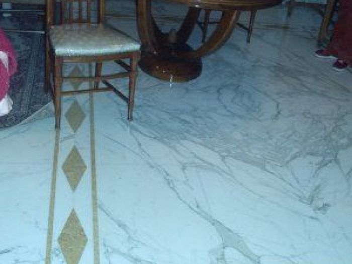 Archisio - Guglielmi Marmi Snc - Progetto Decoro mosaico su rosa portogallo decoro parquet decoro stella decoro geometrico decoro pavimento