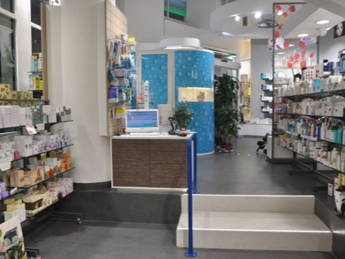 Archisio - X Studio - Progetto Farmacia merlino - napoli 2015