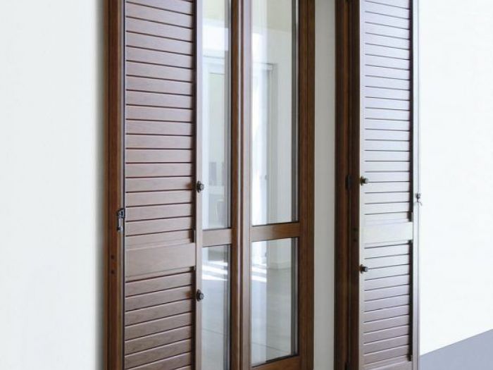 Archisio - Edp Emporio Delle Porte - Progetto Persiane e scuroni