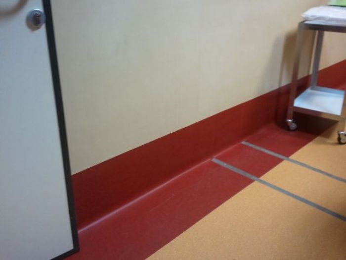 Archisio - Errico Gaglianese - Progetto Rifacimento pavimenti gruppo operatorio ed utic del campus di germaneto