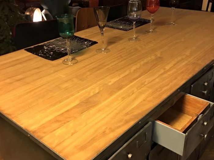 Archisio - Scenography - Progetto Tavoli e tavolini