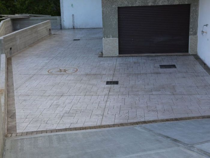 Archisio - Cfc Costruzioni - Progetto Pavimentazione esterna per laccesso ai garage