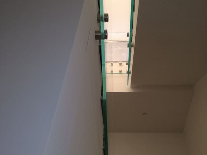 Archisio - Vetreria Flower Glass - Progetto Parapetti e porte scorrevoli