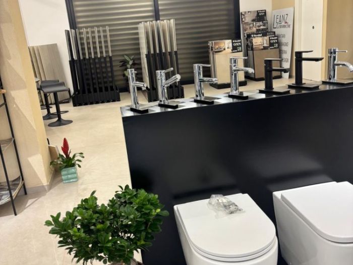 Archisio - Leanza Luca - Progetto Showroom ceramiche e sanitari