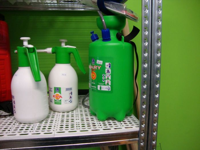 Archisio - Imetallici Di Taverna Andrea Taverna - Progetto Allestimento locale commerciale