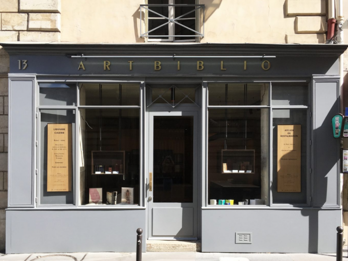 Archisio - Ateliers Romeo - Nicolas Dubois - Progetto Galleria di libri darte