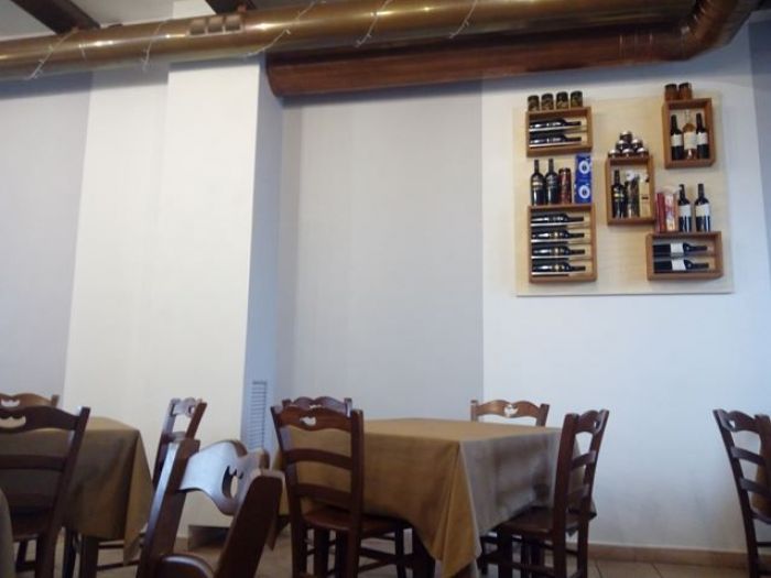 Archisio - Domenico Sforza - Progetto Ristorante il postaccioLavori di pitturazione e nuova illuminazione del ristorante il postaccio