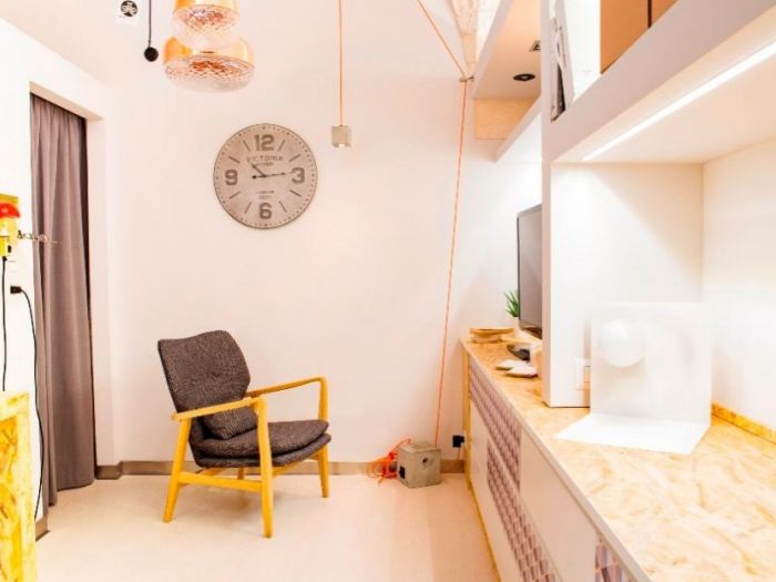 Archisio - Silvia Orlandi - Progetto Punto vendita elettronica e servizi