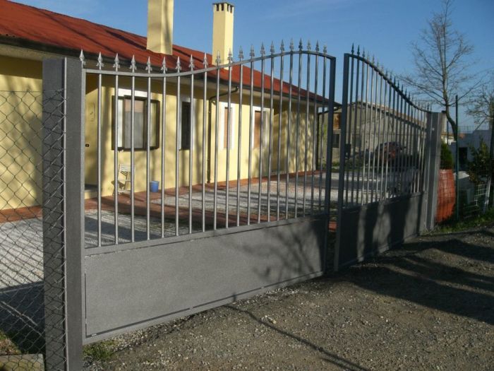 Archisio - Milillo Mario Lavori Edili - Progetto Rifacimento tetto e facciate