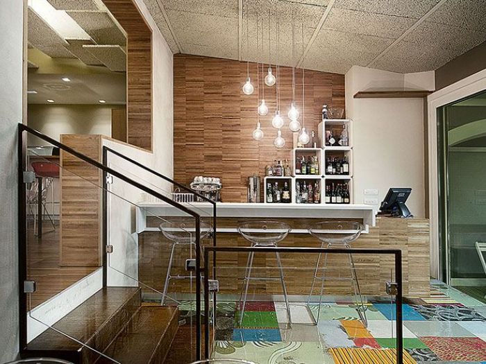 Archisio - Roberto Bardelli - Progetto Larredamento dei locali non deve piacere al gestore ma emozionare il cliente