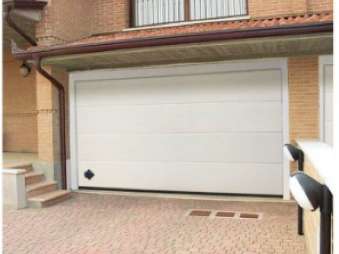 Archisio - Ferro Su Ferro - Progetto Portoni sezionali e basculanti