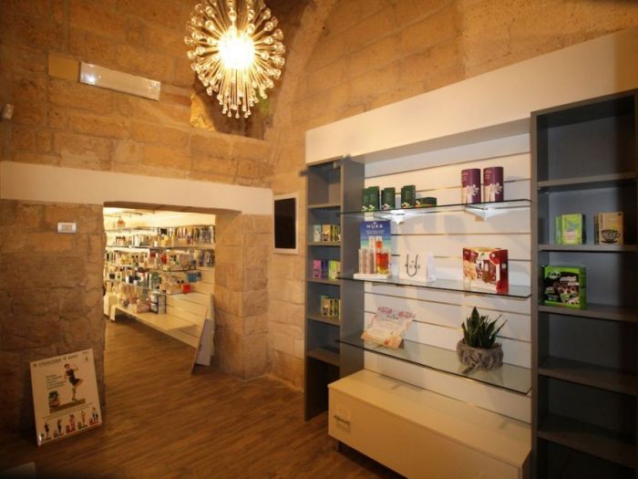 Archisio - Roselli Architects - Progetto Parafarmacia apoteka