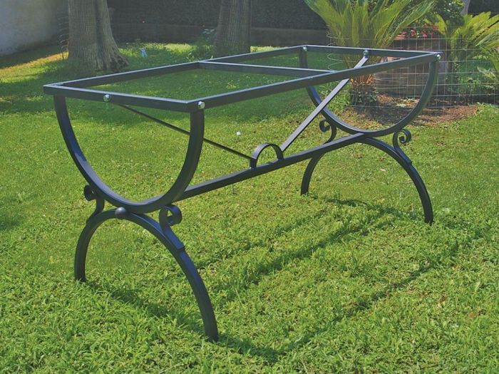 Archisio - Il Fauno Mosaici - Progetto Tavoli per esterni