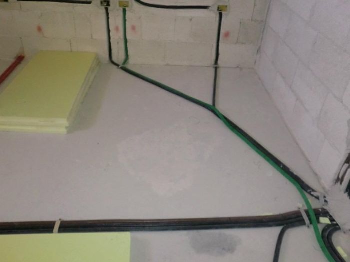 Archisio - Mp Impianti - Progetto Impianti elettrici per gli immobili e quadri per macchinari elettrici