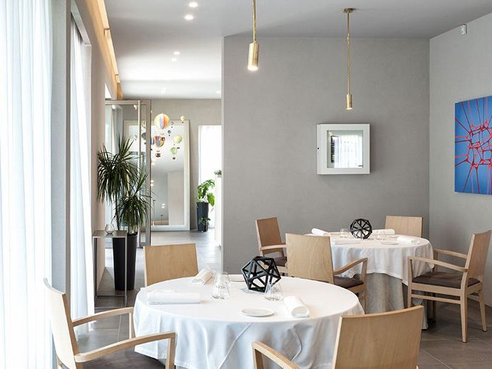 Archisio - Alessandro Mombelli Mizar Communication - Progetto Portfolio interni