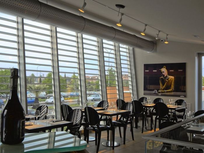 Archisio - Architectural Make Up - Progetto Bar ristorante strike - stadio jannella