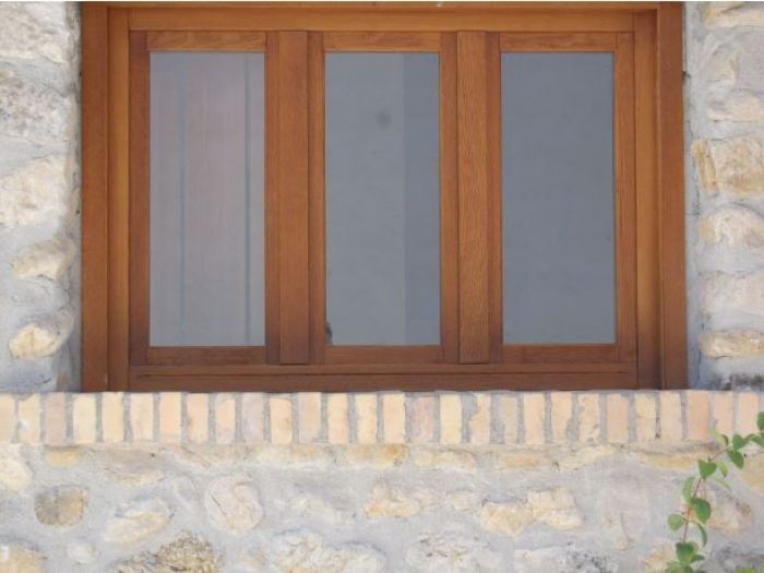 Archisio - Falegnameria C F Cecanecchia Srl Unipersonale Cecanecchia Mario - Progetto Porte e finestre