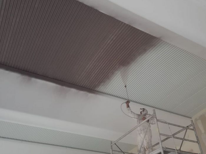 Archisio - Stil Pitture Di Gorgoglione Salvatore - Progetto Ripristino scuri in legno e tinteggiatura capannone