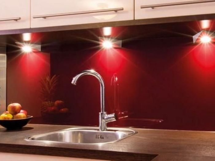 Archisio - Mp Glass - Progetto Specchi e vetro darredo su misura