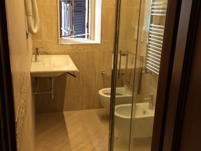 Archisio - Ea Works srl - Progetto Rinnovo bagni e illuminazione in provincia di roma