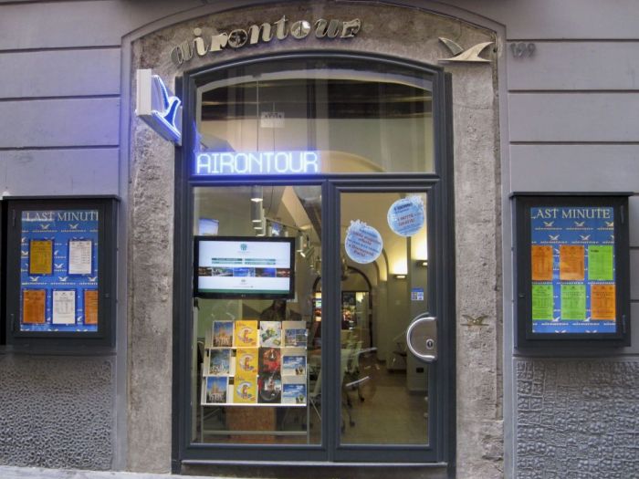 Archisio - X Studio - Progetto Airontour - napoli 2010