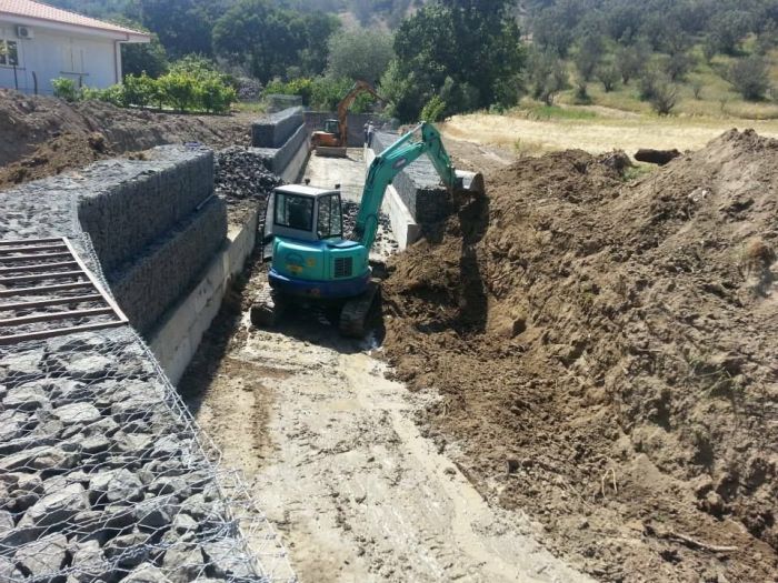 Archisio - Nimar Costruzioni - Progetto Strutture cementizie a sostegno di strade con pericolo di frane